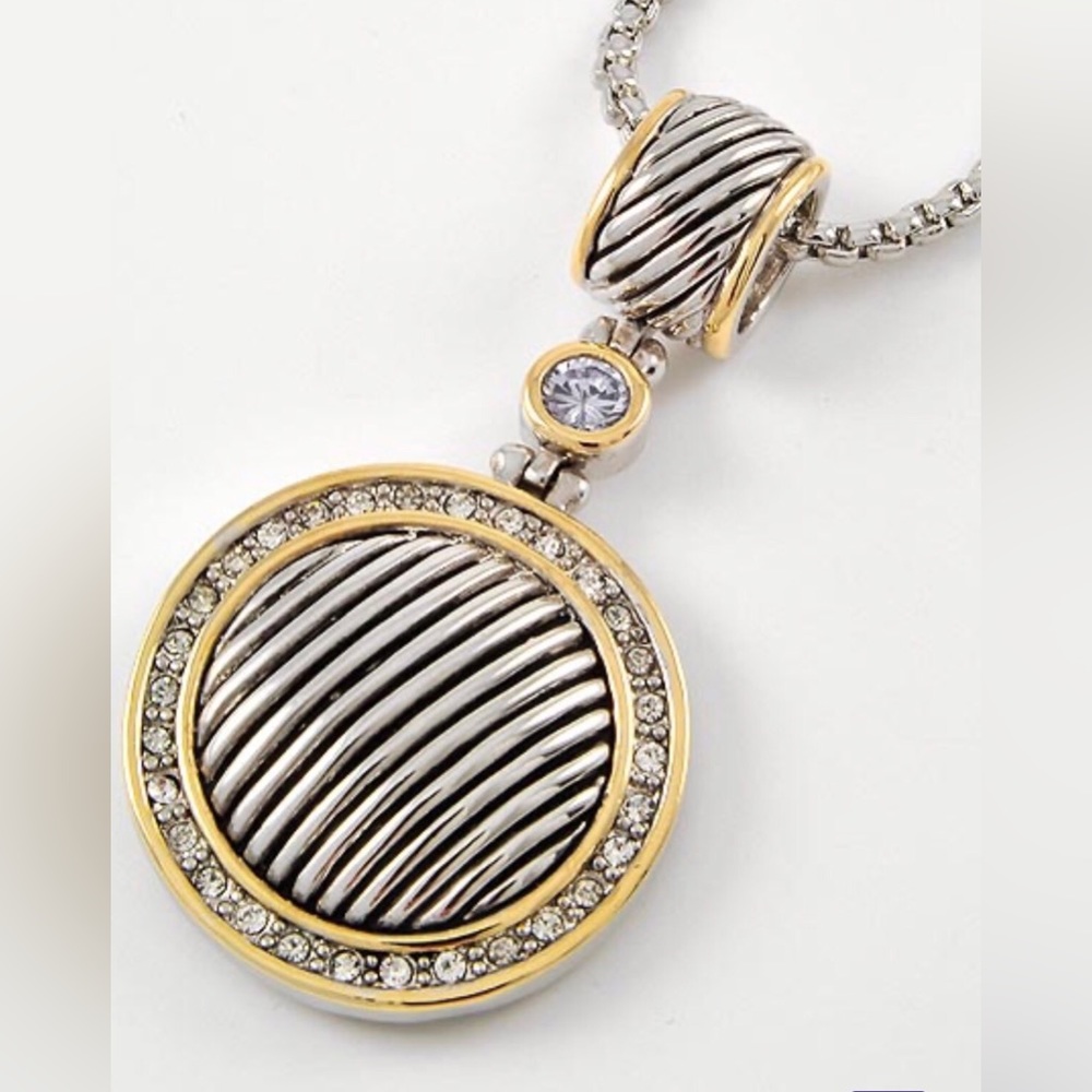 Textured Silvertone Necklace